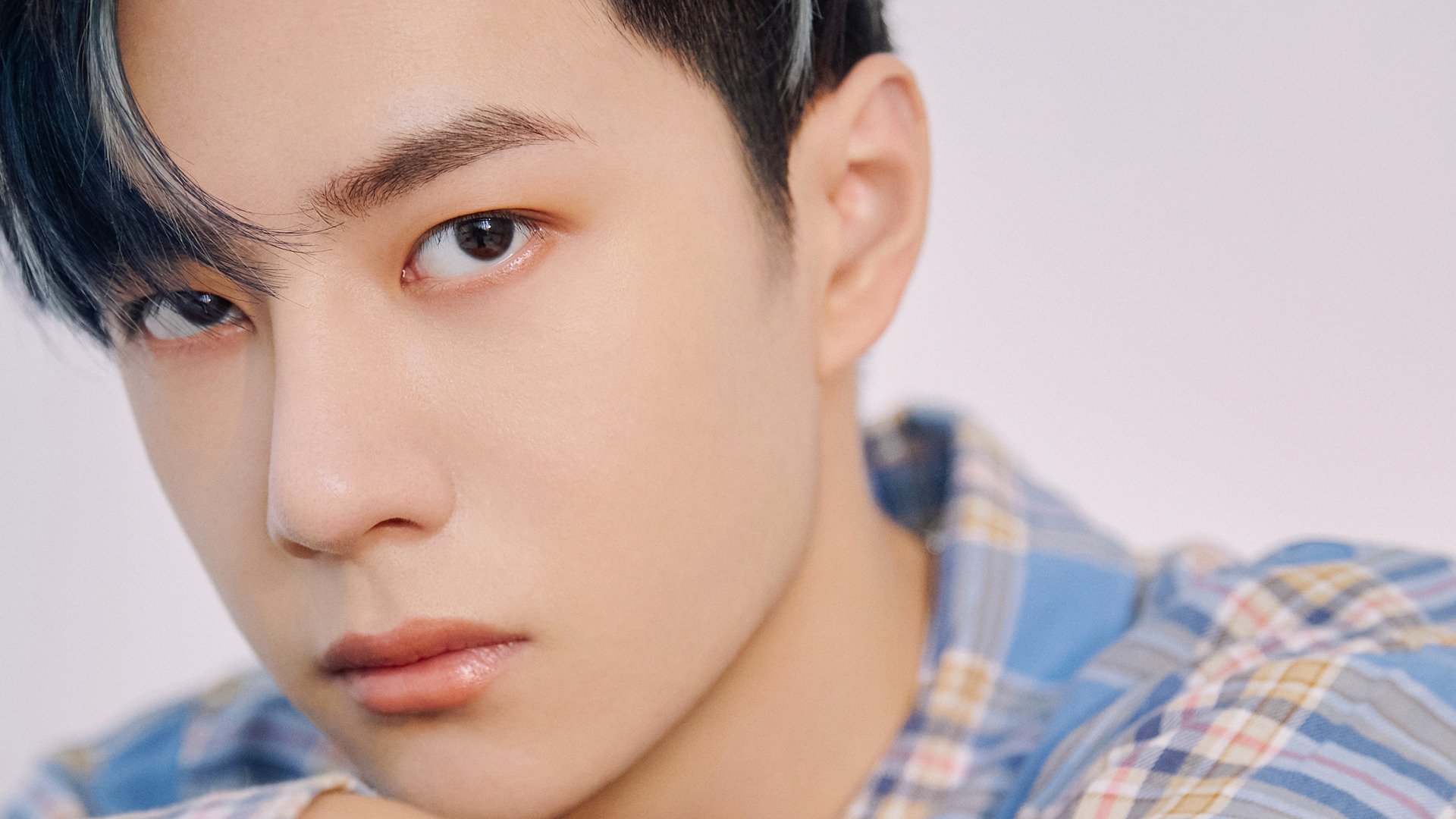 冰川到斯坦福桥，一位智利刺客与他的沉默革命