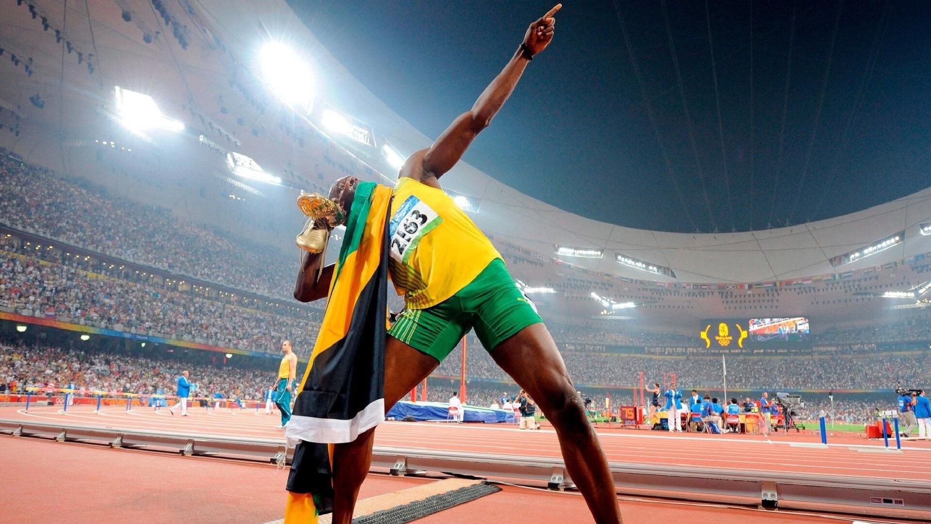 无声的节拍器，戈麦斯如何在撕裂的喧嚣中织就胜利之网