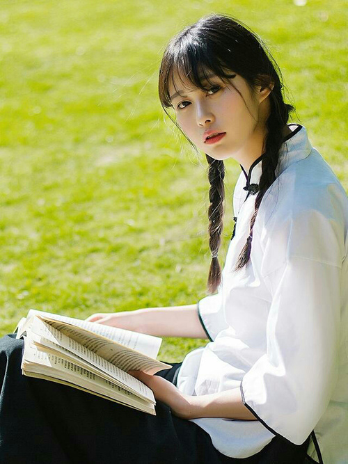 钥匙转动的声音，英格拉姆的三十二次解锁