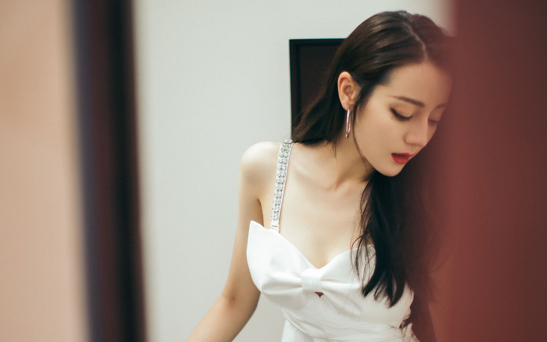 硬仗中的王者，金玟哉接管年度焦点战，塞维利亚力克南非取胜